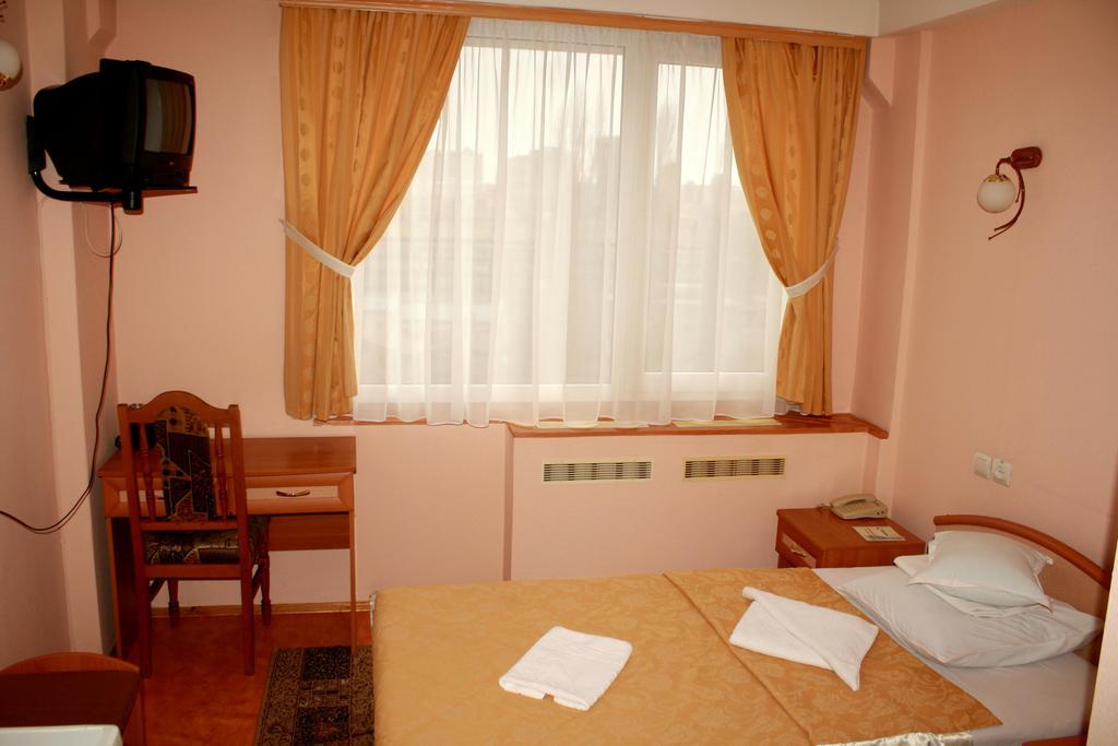 Druzhba Service Hotel Kiev Room photo